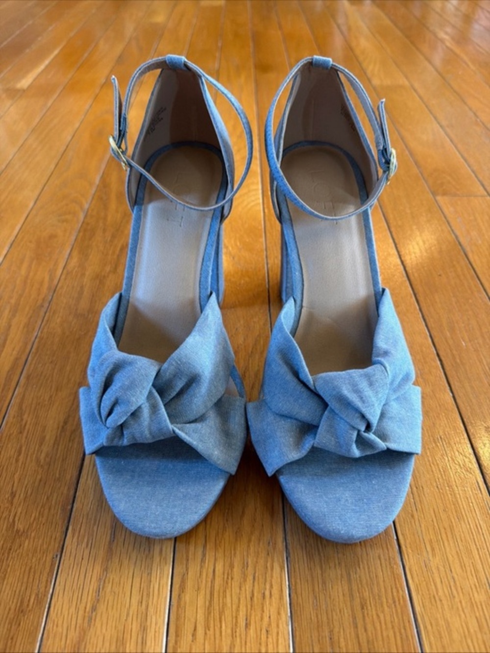 New Loft Tie Knot Blue Denim Platform Heels Shoes Size 7.5 casual, career, club